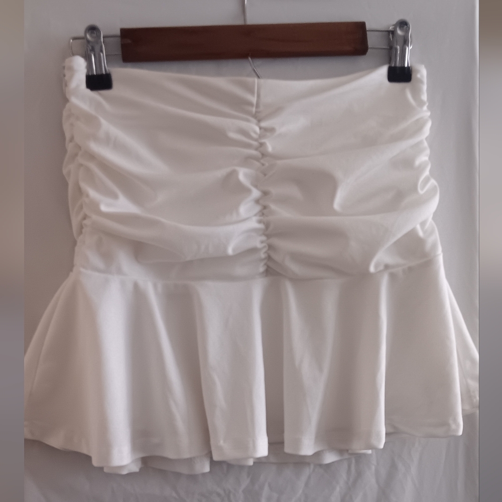 SHEIN White Ruched Flare Mini Skirt